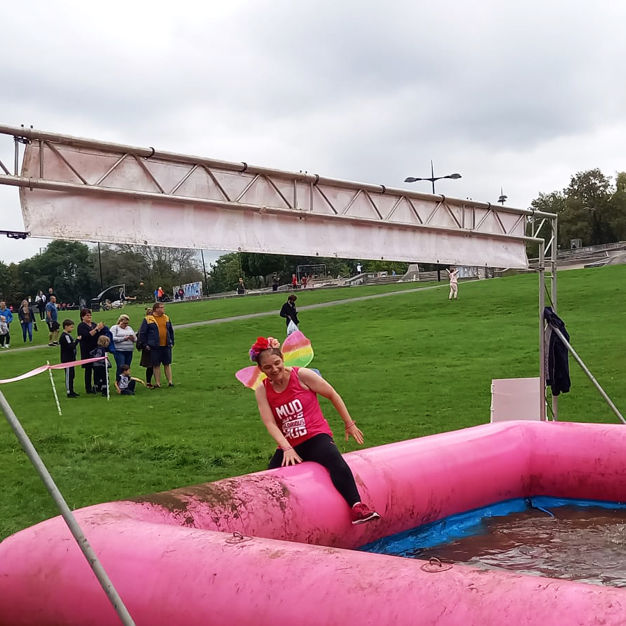 Netty Barlow Cancer Research UK Mud Run
